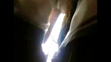 Cycata blond ślicznotka seksi laski zdjecia rucha się z kapitanem jachtu na brzegu