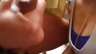 NAUGHTY AMERICA Wytrysk Królowa potrzebuje śniadania ostry sex fotki D